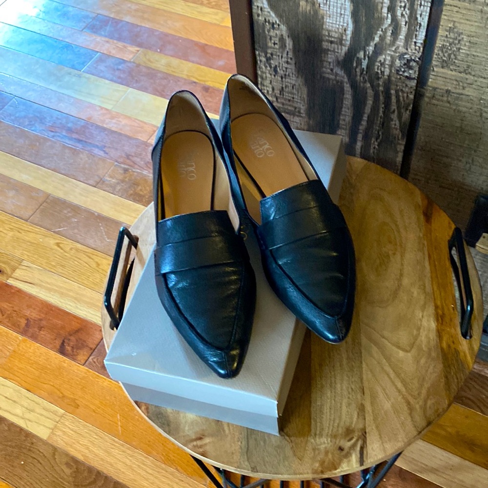 Womens leather loafers!